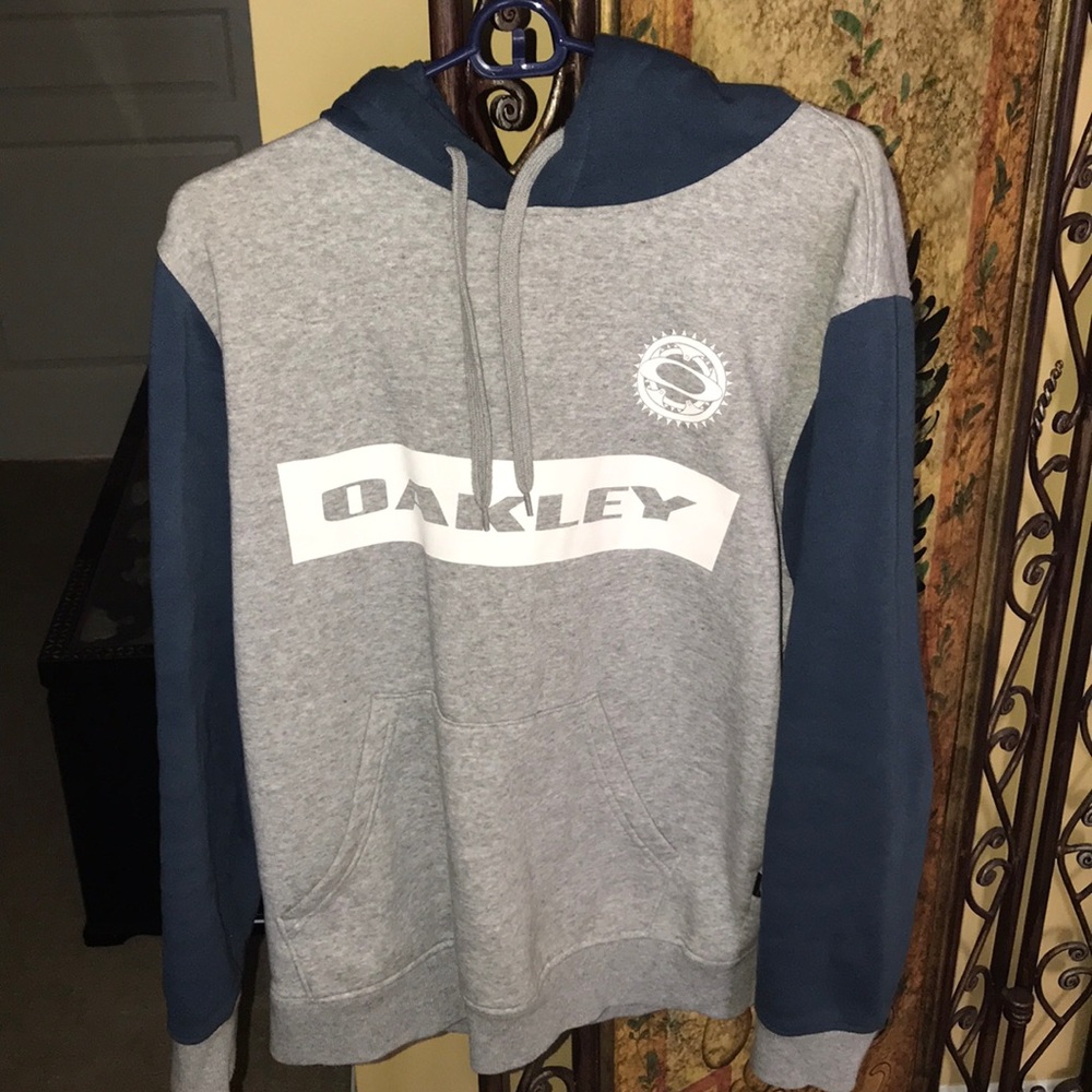 Oakley Sweatshirt